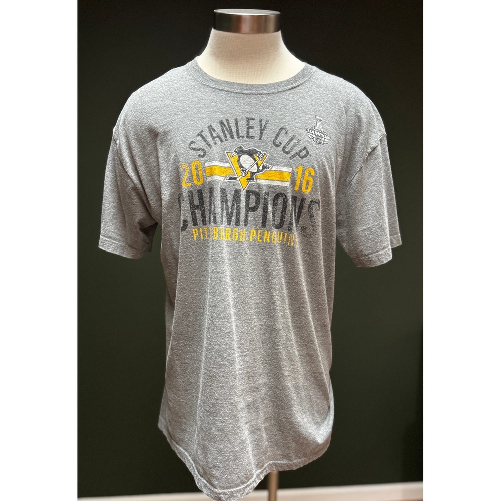 Fanatics Pittsburgh Penguins Stanley Cup‎ Champions Men's T-Shirt 2XL